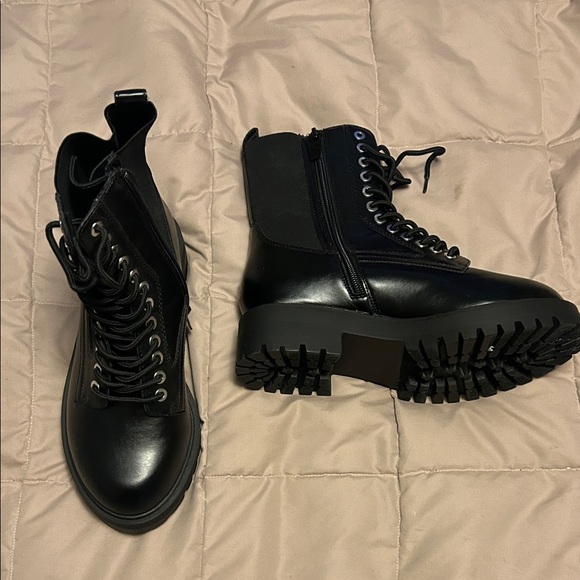 Torrid Black Combat Boots with Side Zipper - Picture 1 of 6